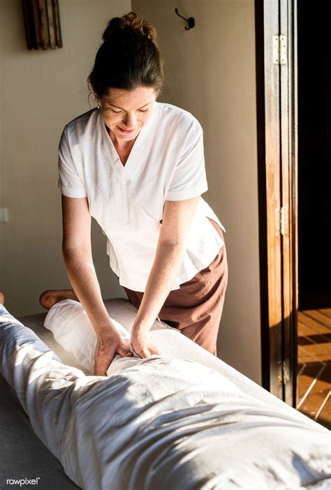 Intimate massage Erotic massage Zefyri